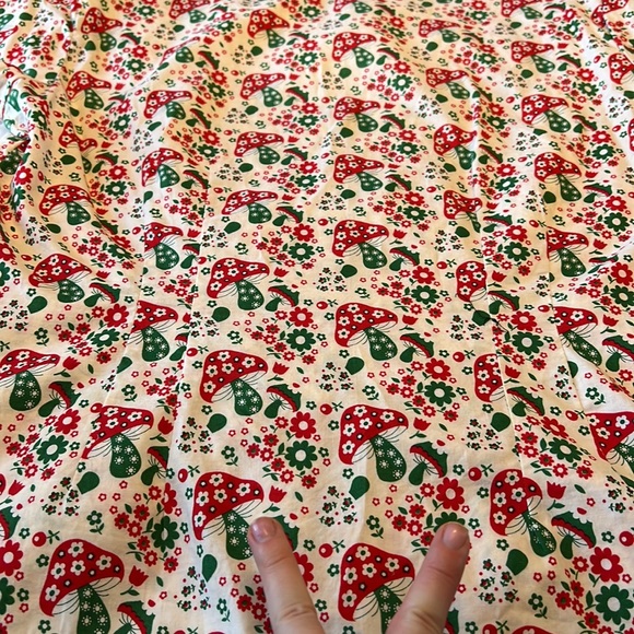 Handmade Cotton Mushroom top Size Large - Picture 9 of 15